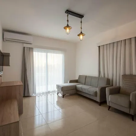 Apartamento Deniz Airport