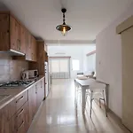 Apartment Deniz Airport