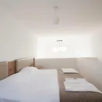Apartment Deniz Airport
