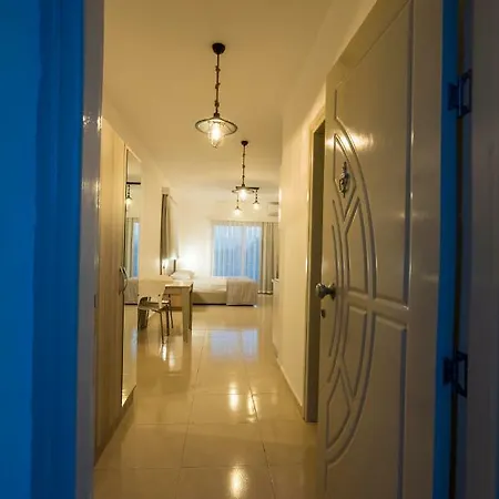 Deniz Airport Apartment *