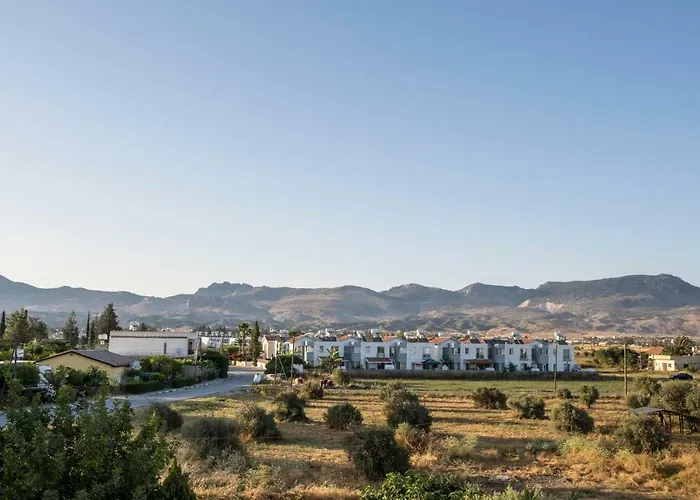 Deniz Airport Apartman Nicosia