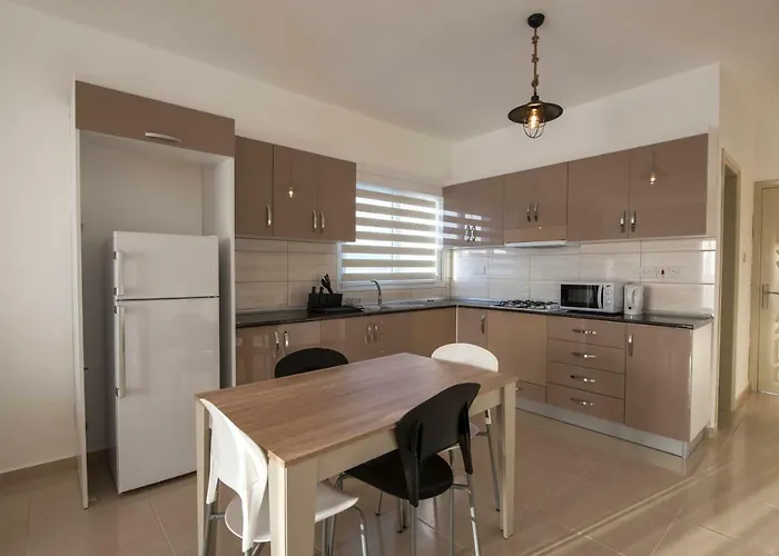 Deniz Airport Apartman Nicosia