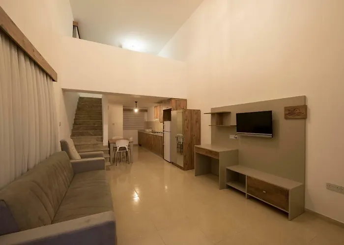 Deniz Airport Apartman Nicosia